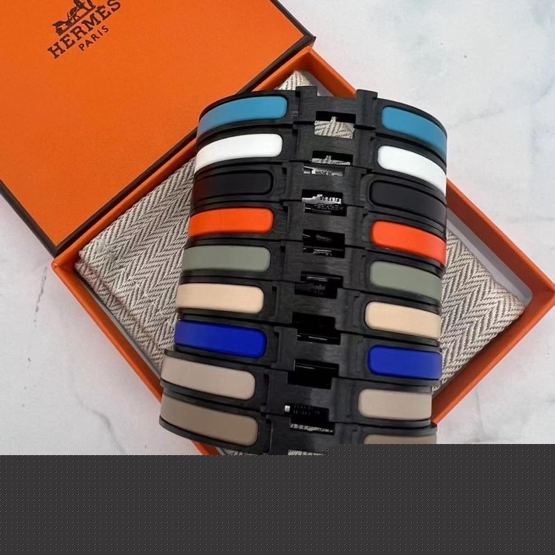 H**mes bracelets